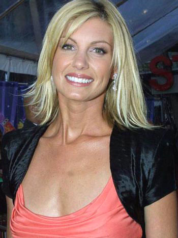Celebrity Photo Album_Faith Hill